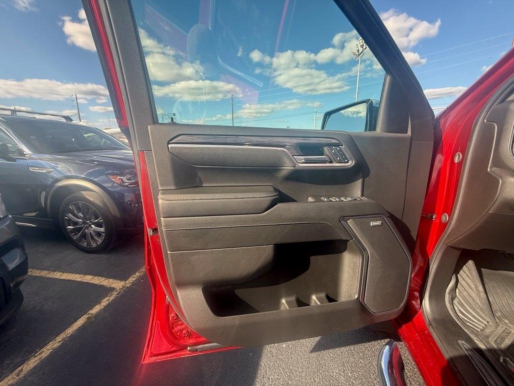 Chevrolet Silverado 1500 LTZ Crew Cab 4WD 2024