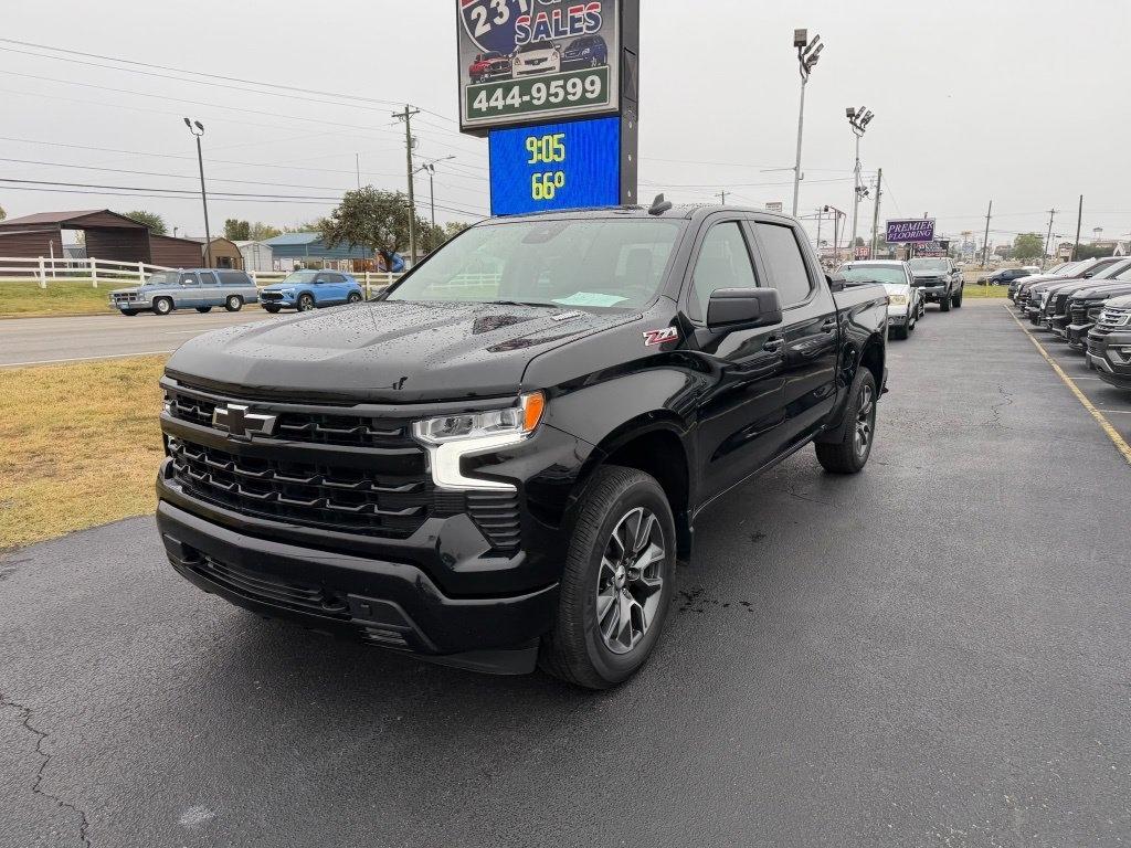 Chevrolet Silverado 1500 RST Crew Cab 4WD 2023