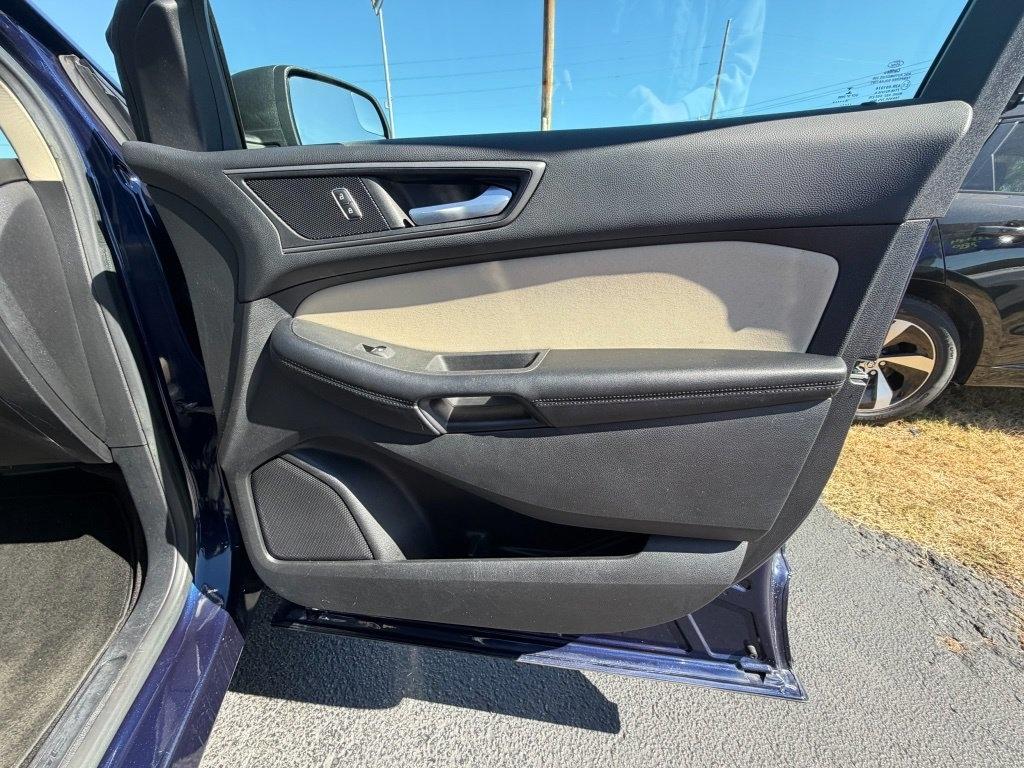 Ford Edge SE FWD 2016