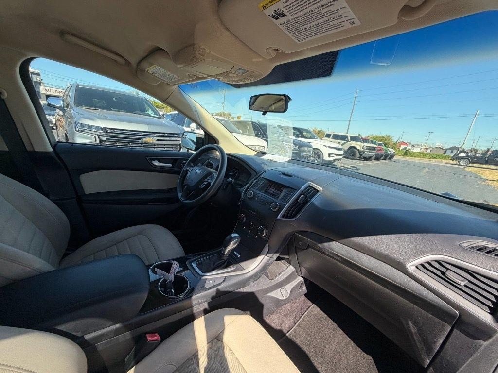 Ford Edge SE FWD 2016
