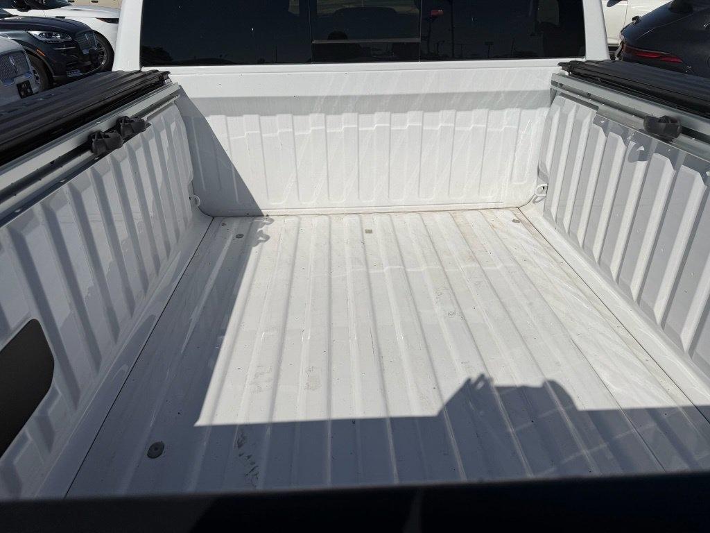 RAM 1500 Big Horn Crew Cab 4WD 2025