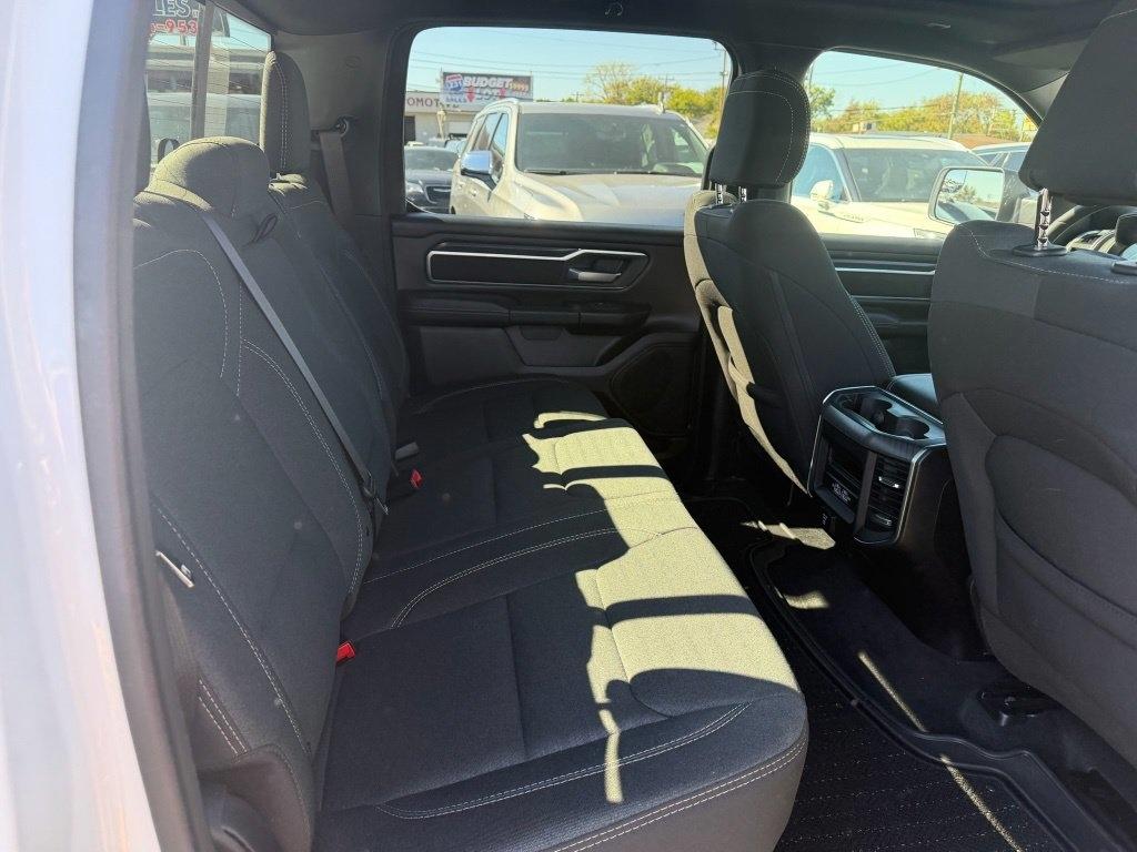 RAM 1500 Big Horn Crew Cab 4WD 2025