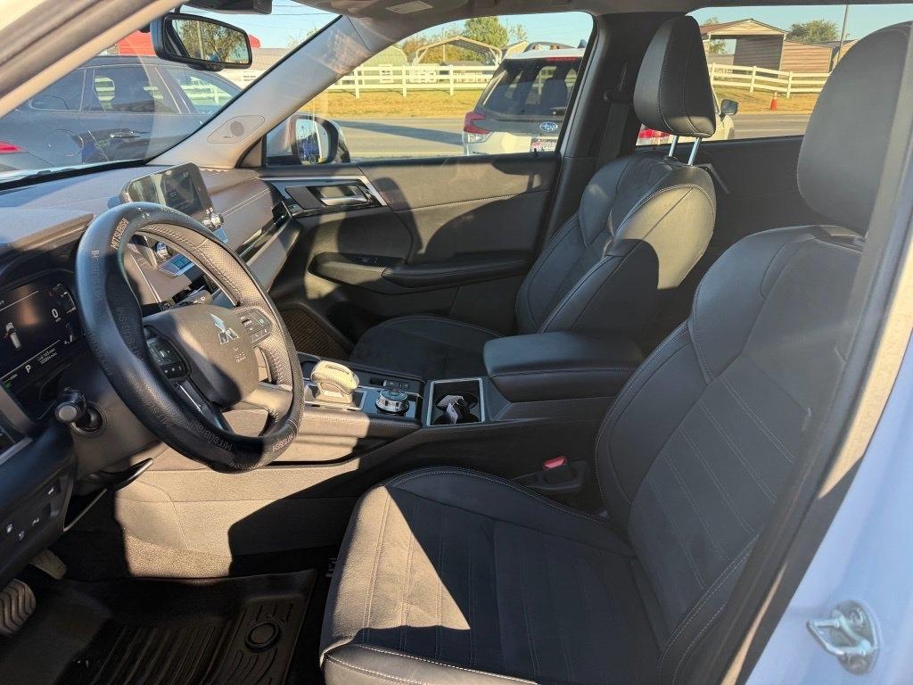 Mitsubishi Outlander PHEV SEL 2024
