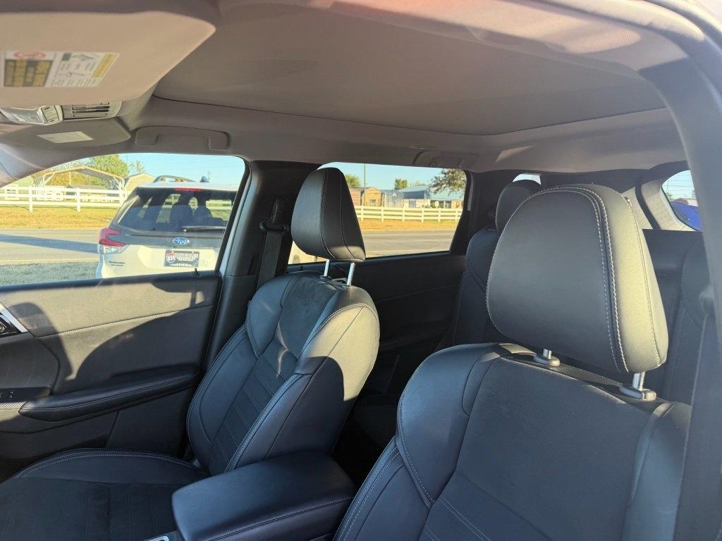 Mitsubishi Outlander PHEV SEL 2024