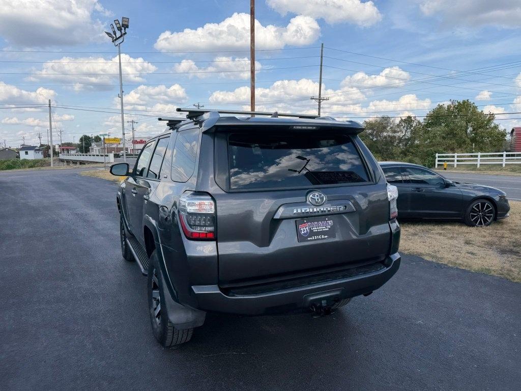 Toyota 4Runner SR5 4WD 2017