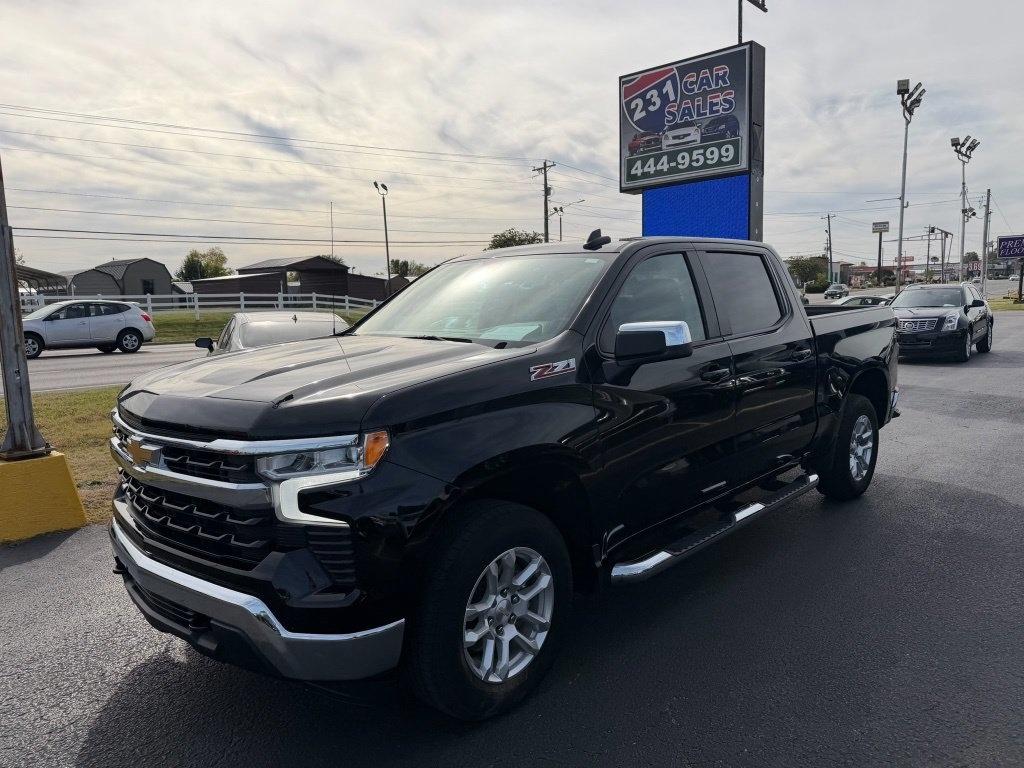 Chevrolet Silverado 1500 LT Crew Cab 4WD 2023