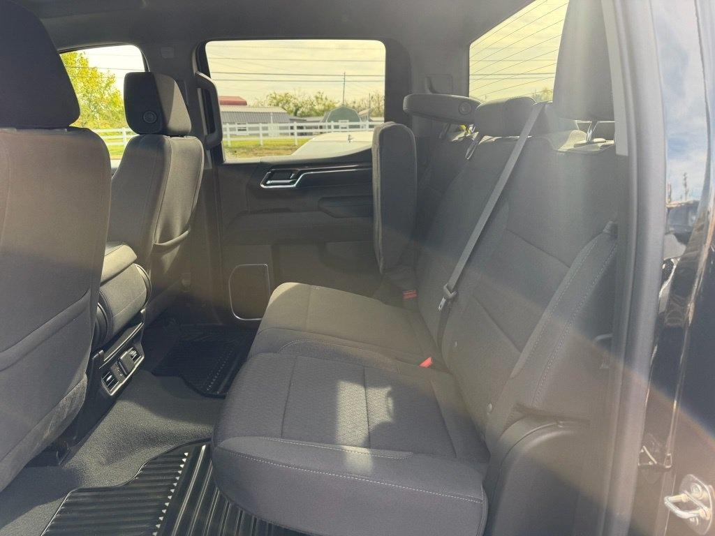 Chevrolet Silverado 1500 LT Crew Cab 4WD 2023