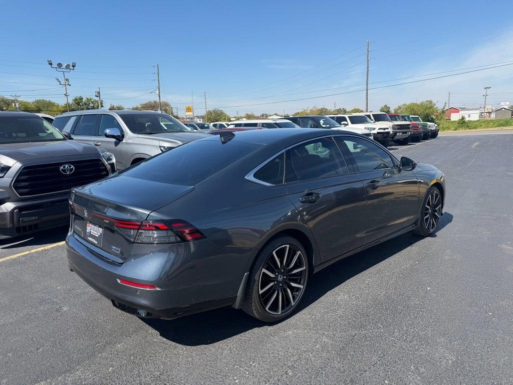 Honda Accord Touring Hybrid 2024