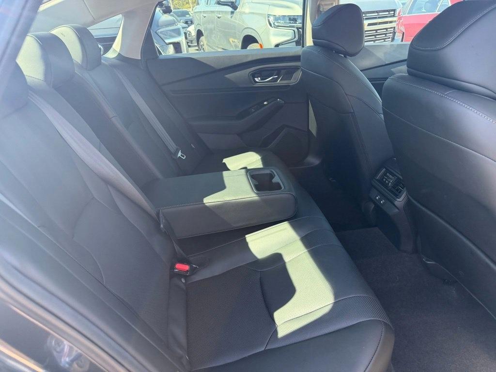 Honda Accord Touring Hybrid 2024