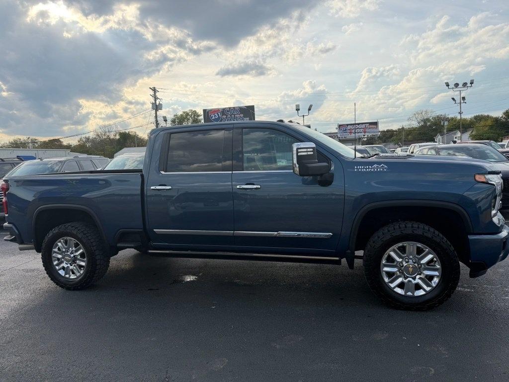 Chevrolet Silverado 2500HD High Country Crew Cab Long Box 4WD 2024