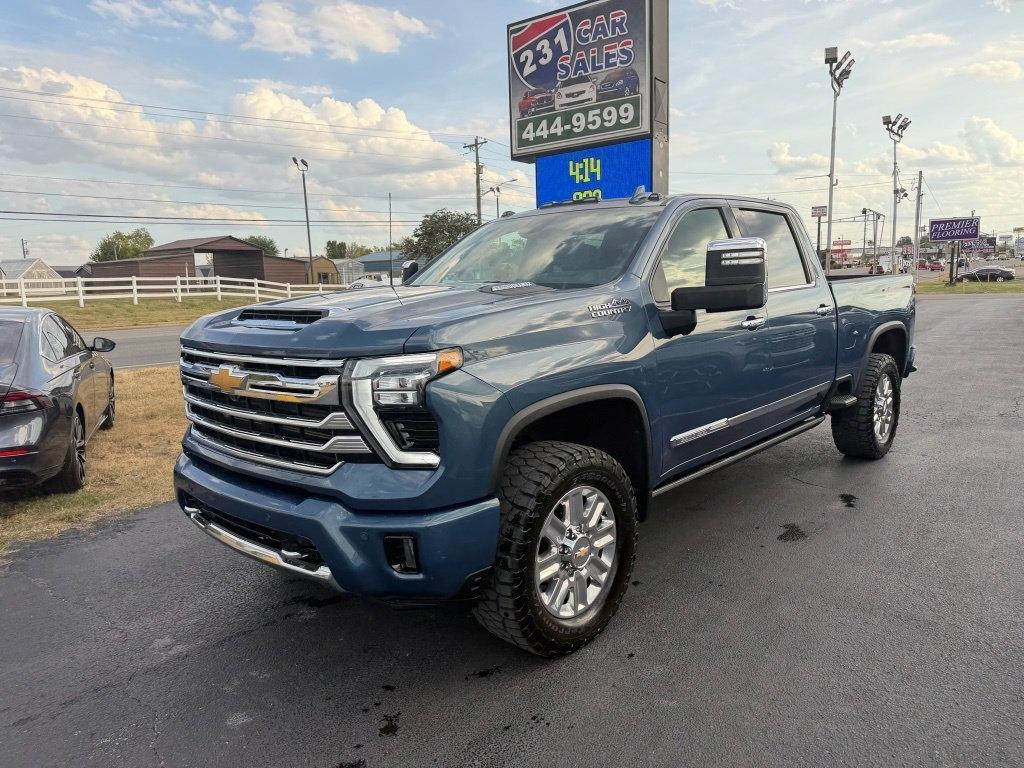 Chevrolet Silverado 2500HD High Country Crew Cab Long Box 4WD 2024