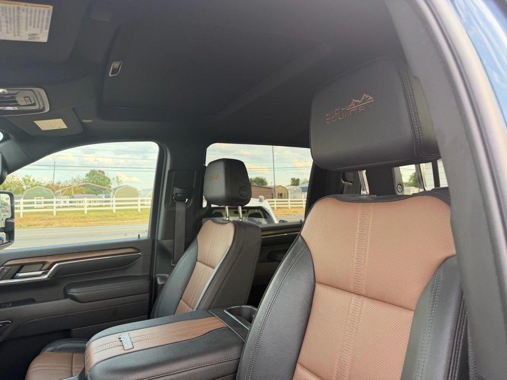 Chevrolet Silverado 2500HD High Country Crew Cab Long Box 4WD 2024