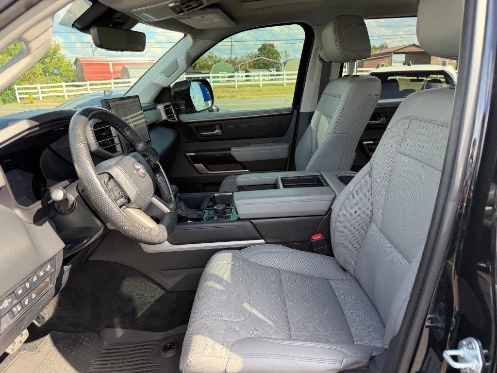 Toyota Tundra Limited CrewMax 4WD 2024