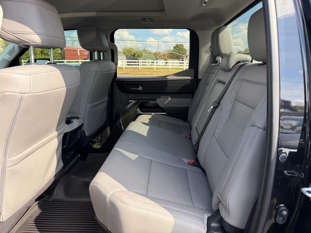 Toyota Tundra Limited CrewMax 4WD 2024