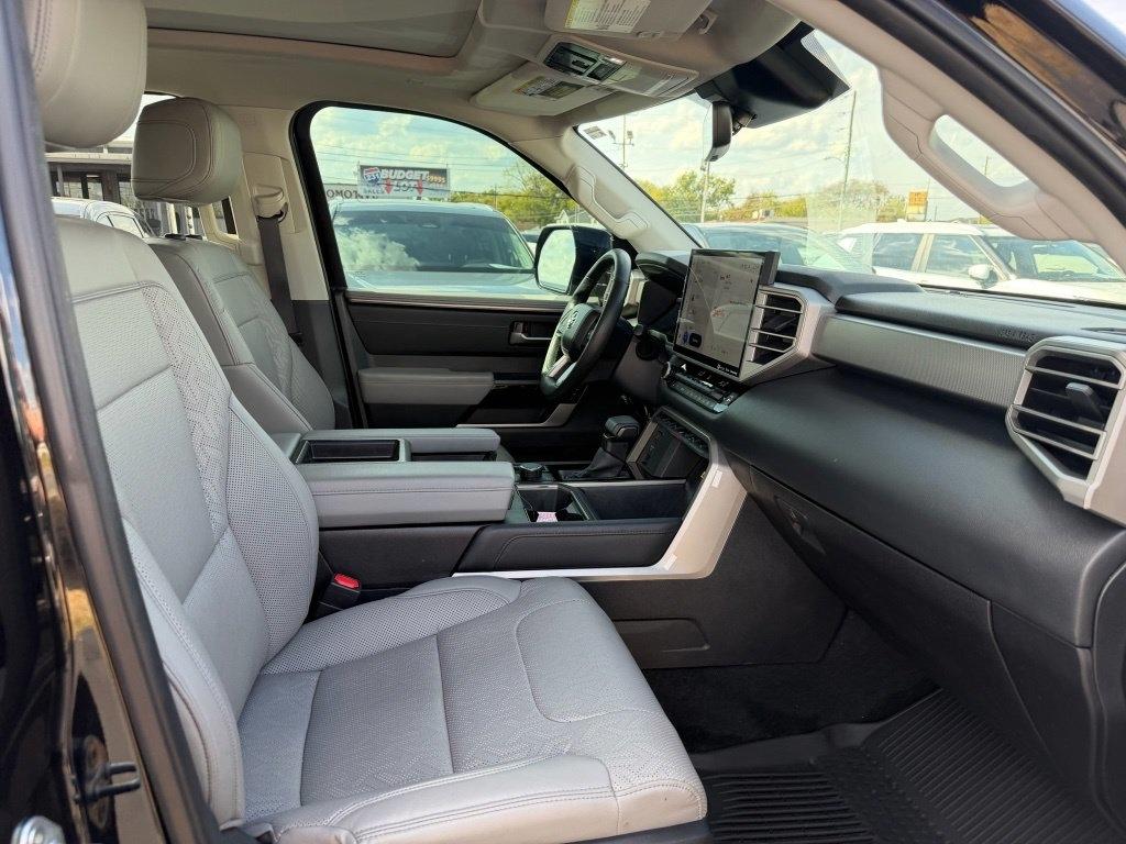 Toyota Tundra Limited CrewMax 4WD 2024
