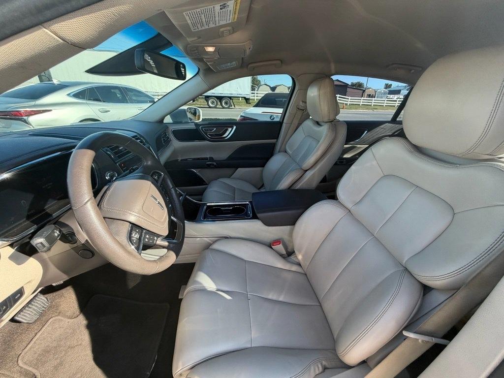 Lincoln Continental Base 2020
