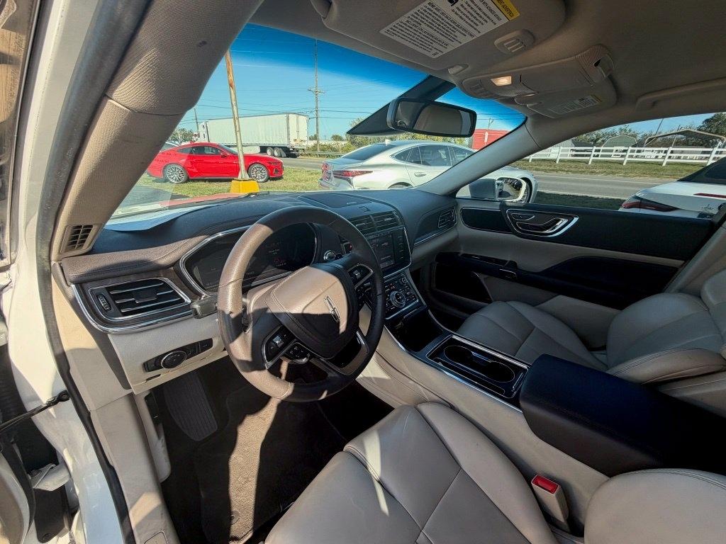 Lincoln Continental Base 2020