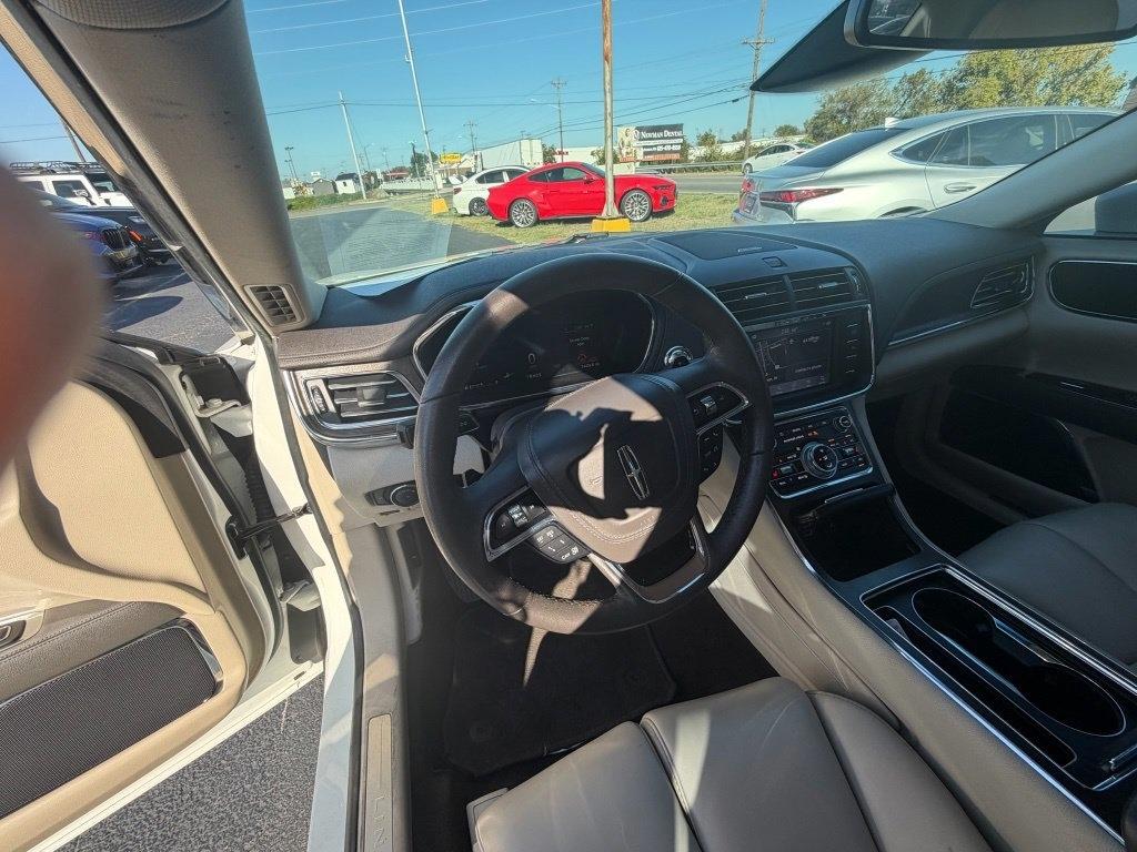 Lincoln Continental Base 2020
