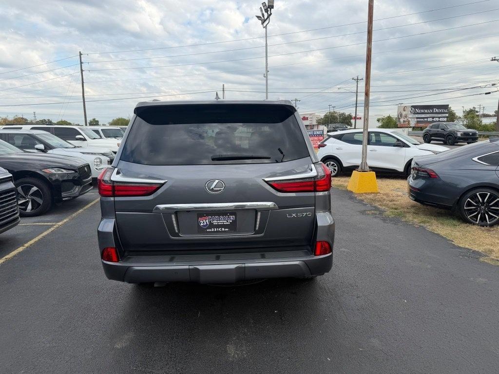 Lexus LX 570 Three-Row 2020