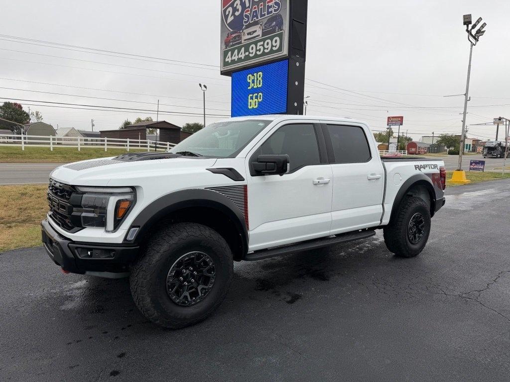 Ford F-150 Raptor SuperCrew 4WD 2025