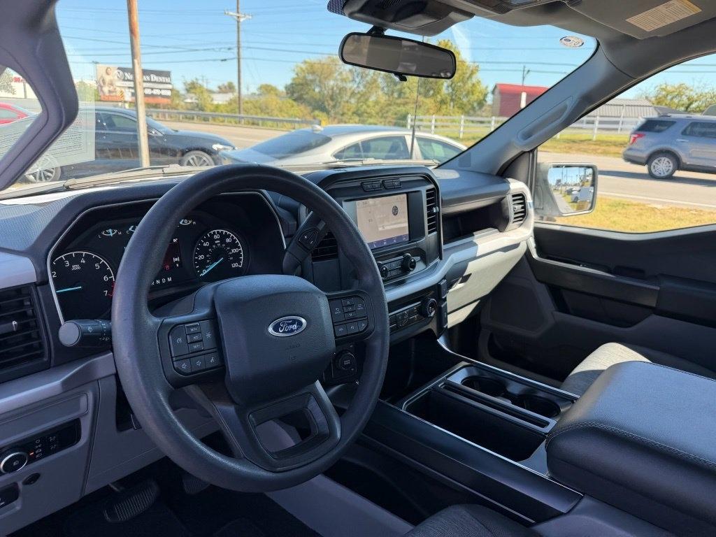 Ford F-150 XL SuperCrew 4WD 2023