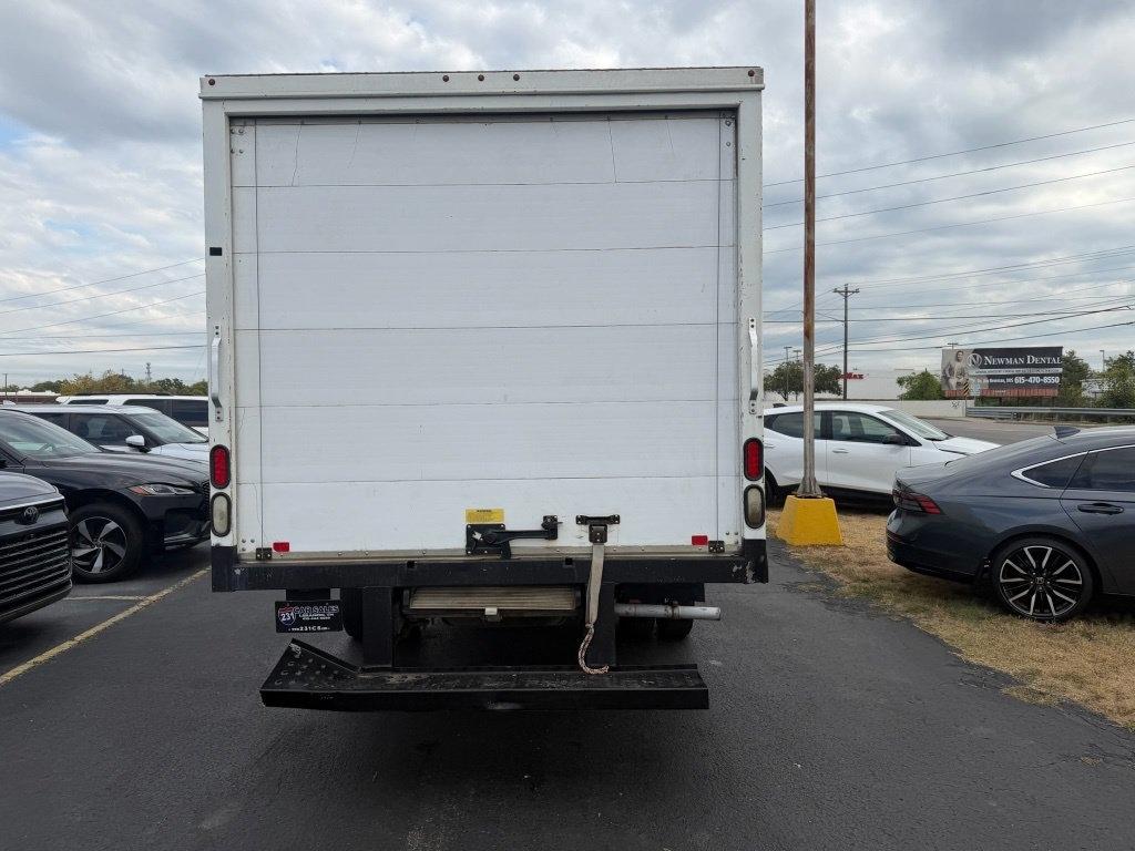 Ford Econoline E-350 Super Duty 2012