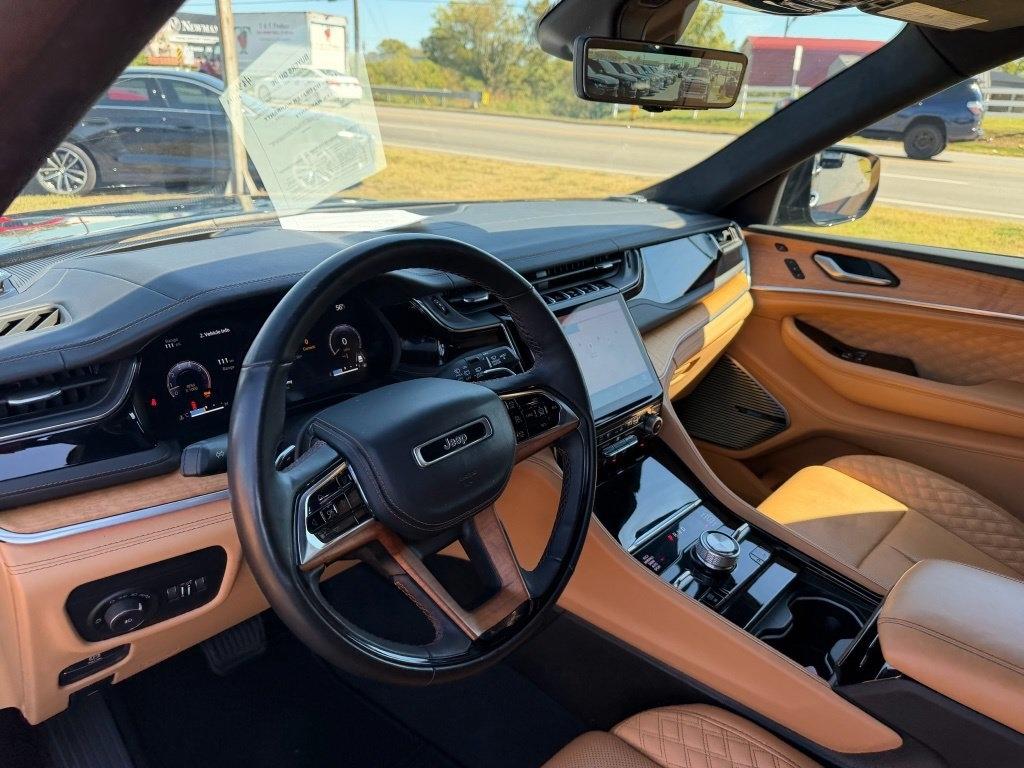 Jeep Grand Cherokee L Summit 4WD 2023