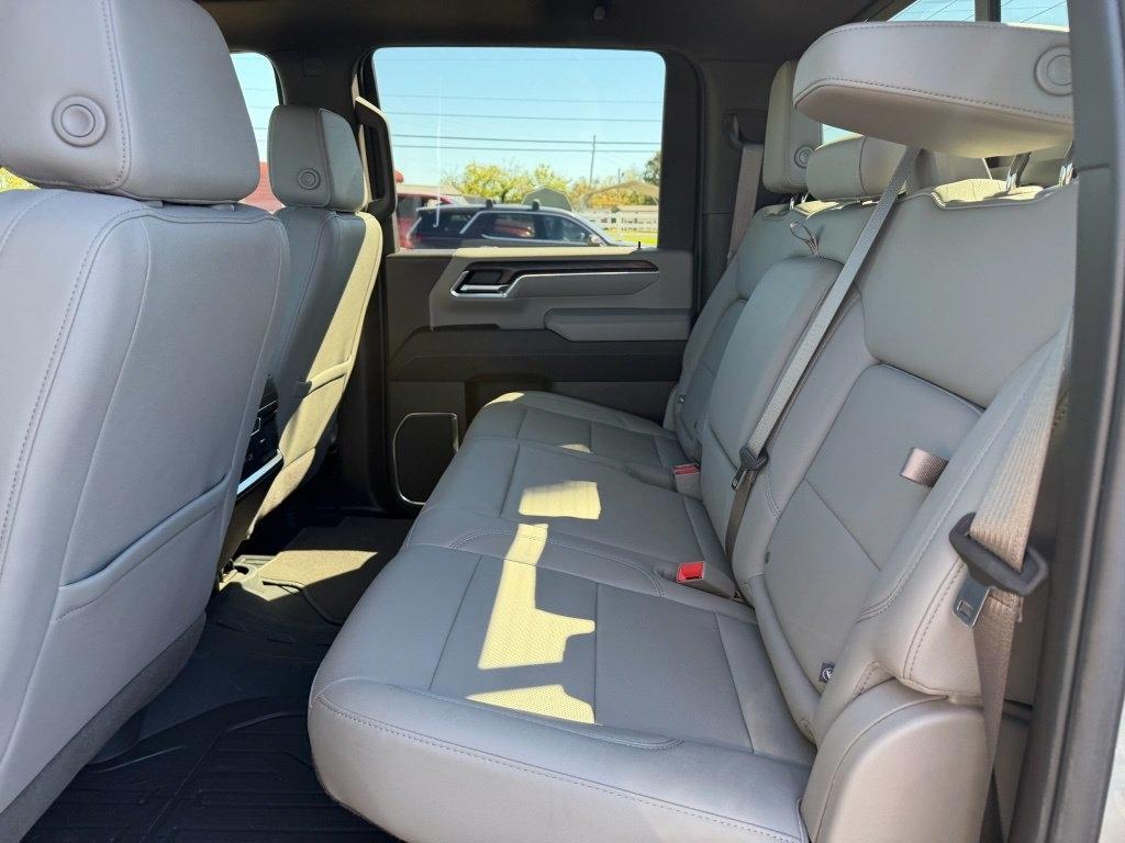 GMC Sierra 2500HD SLT Crew Cab 4WD 2024