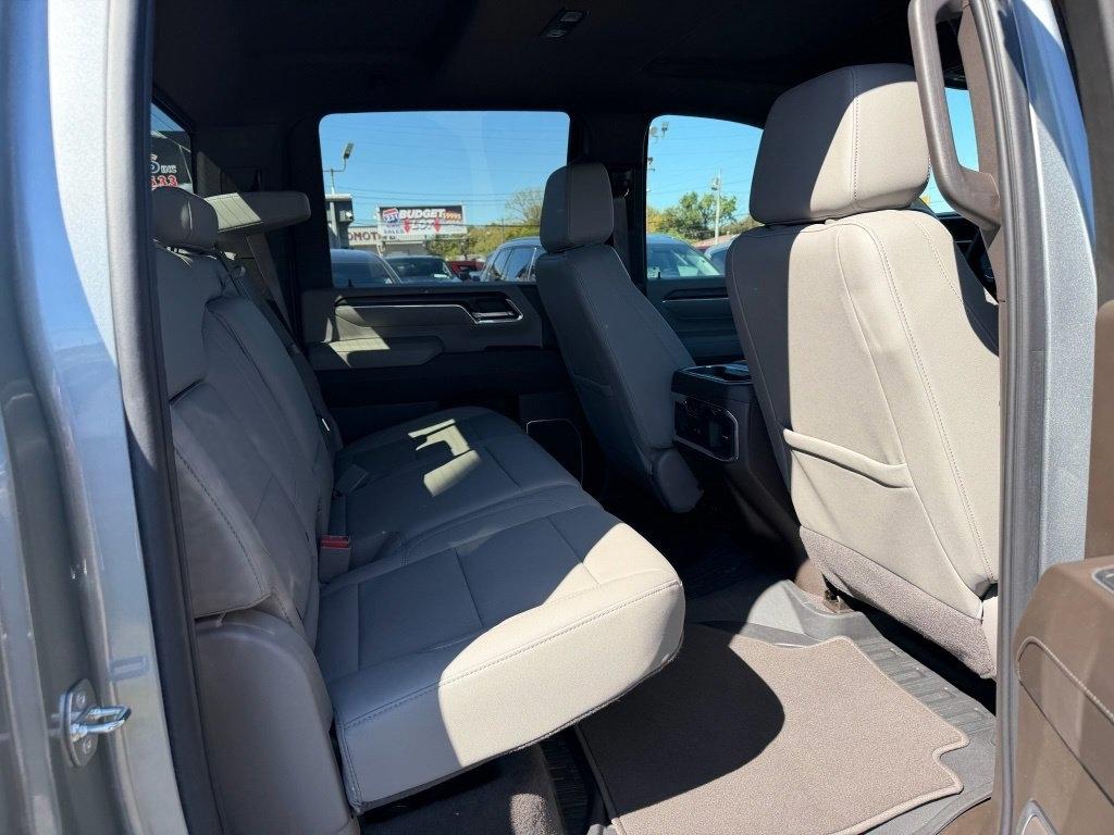GMC Sierra 2500HD SLT Crew Cab 4WD 2024