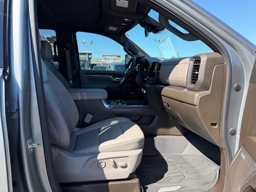 GMC Sierra 2500HD SLT Crew Cab 4WD 2024