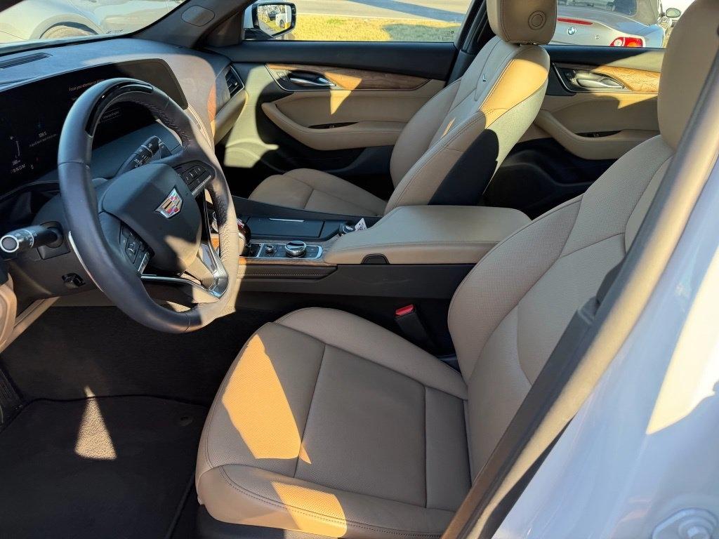 Cadillac CT5 Premium Luxury 2025