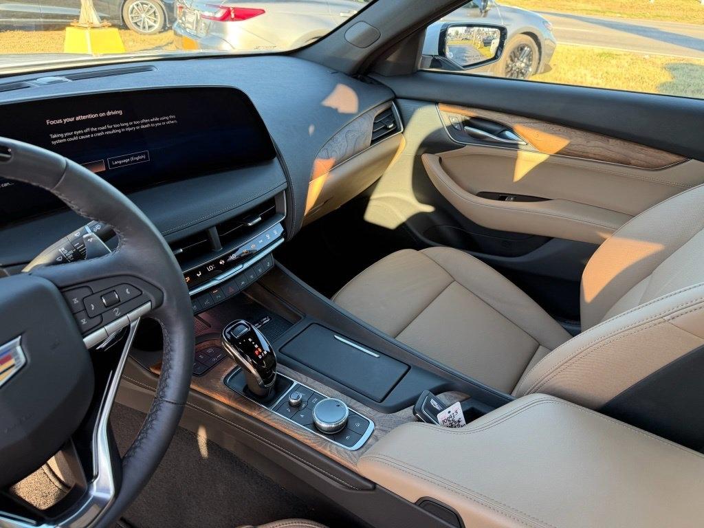 Cadillac CT5 Premium Luxury 2025