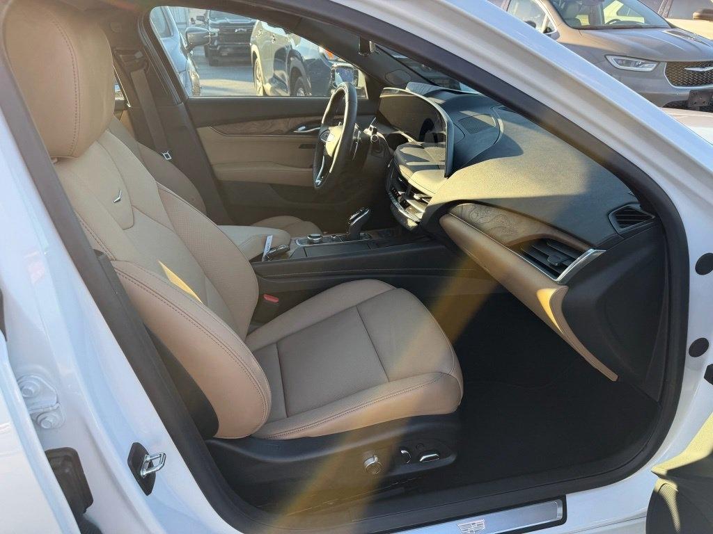 Cadillac CT5 Premium Luxury 2025