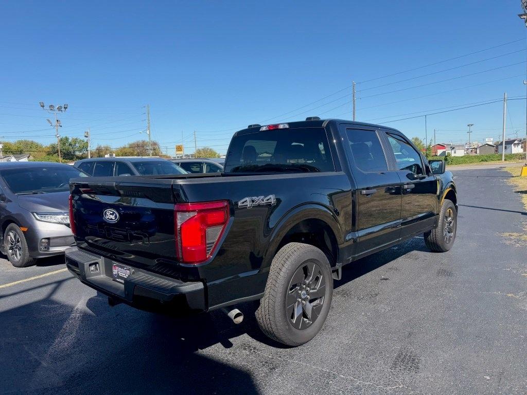 Ford F-150 STX SuperCrew 4WD 2025
