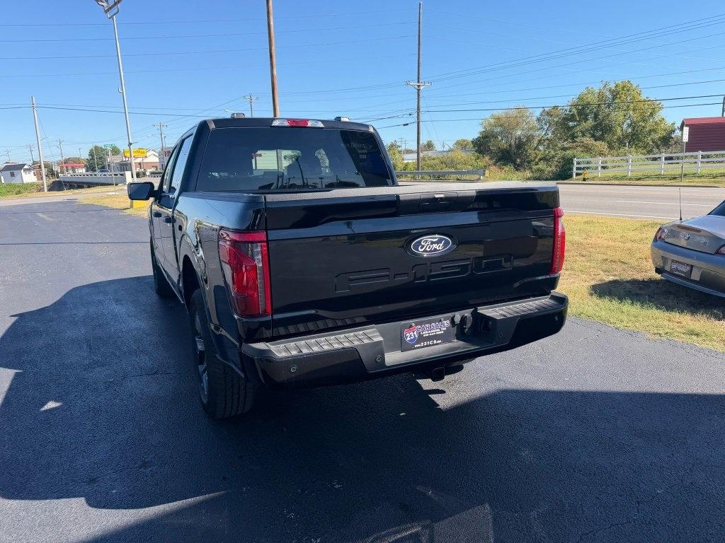 Ford F-150 STX SuperCrew 4WD 2025