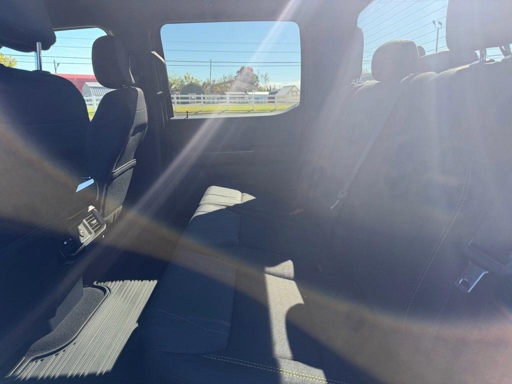 Ford F-150 STX SuperCrew 4WD 2025