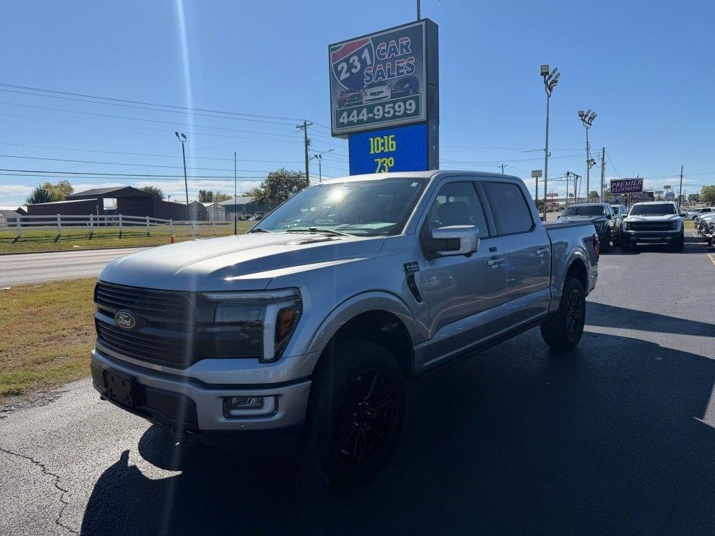 Ford F-150 Platinum SuperCrew 4WD 2025