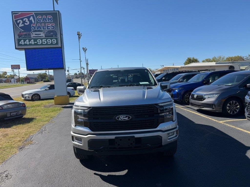 Ford F-150 Platinum SuperCrew 4WD 2025