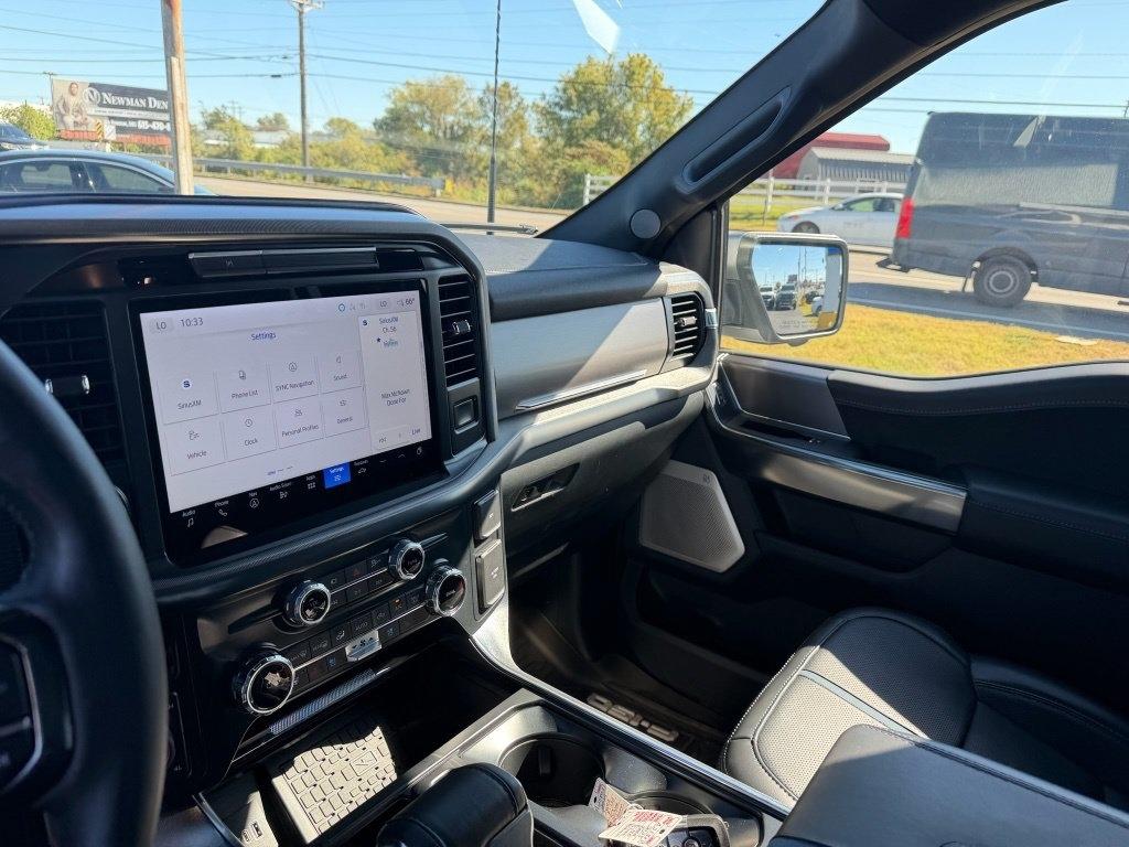 Ford F-150 Platinum SuperCrew 4WD 2025
