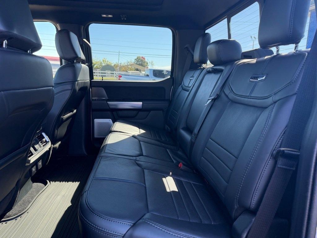 Ford F-150 Platinum SuperCrew 4WD 2025