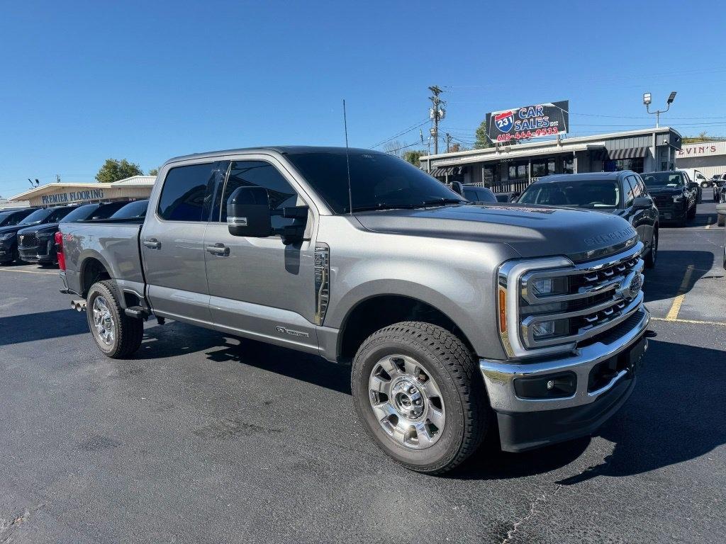 Ford F-250 SD Lariat Crew Cab 4WD 2024