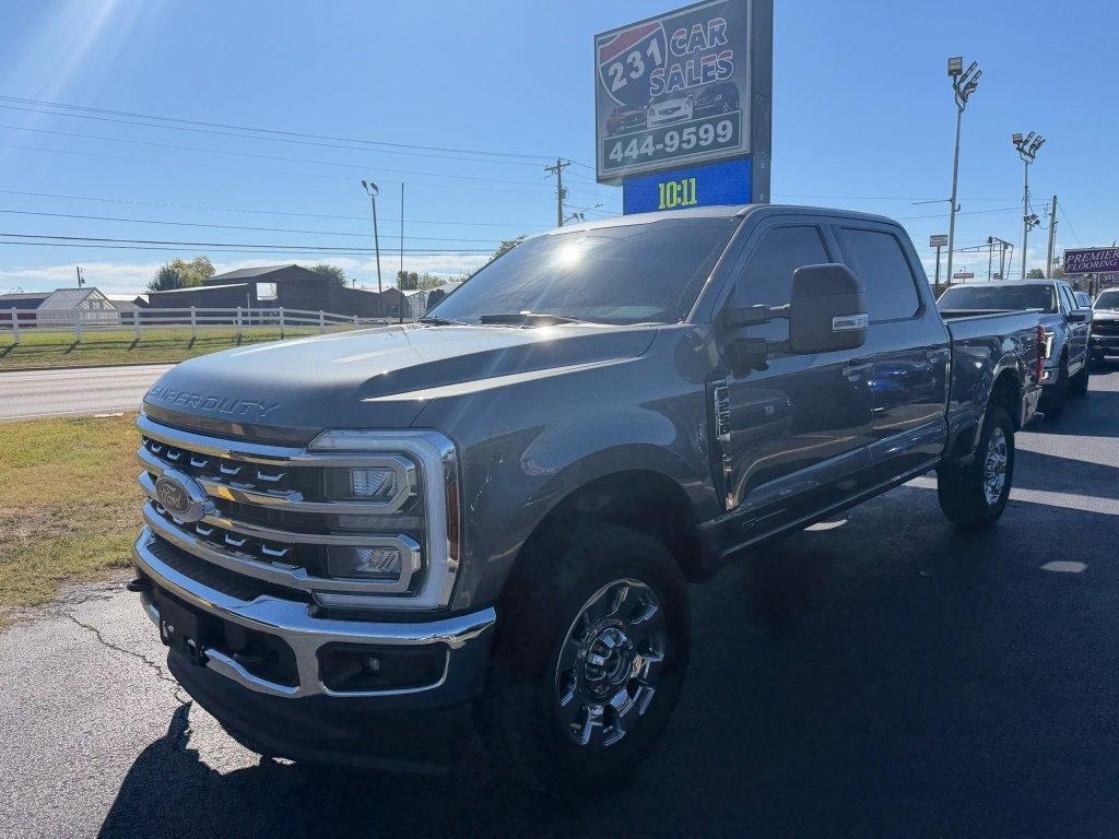 Ford F-250 SD Lariat Crew Cab 4WD 2024