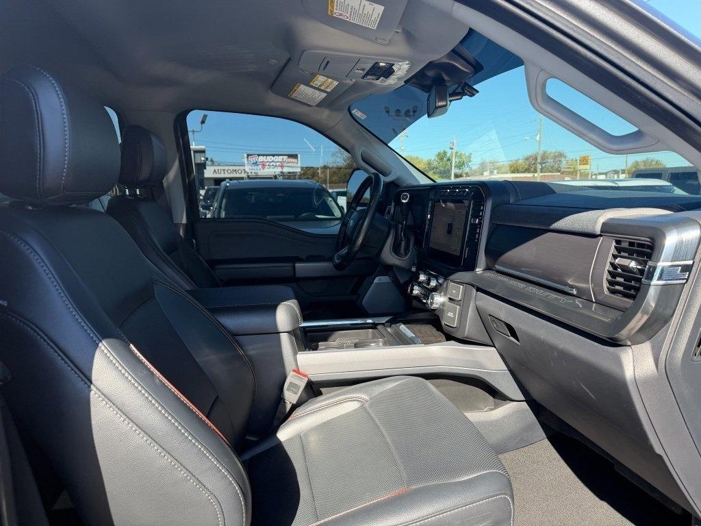 Ford F-250 SD Lariat Crew Cab 4WD 2024