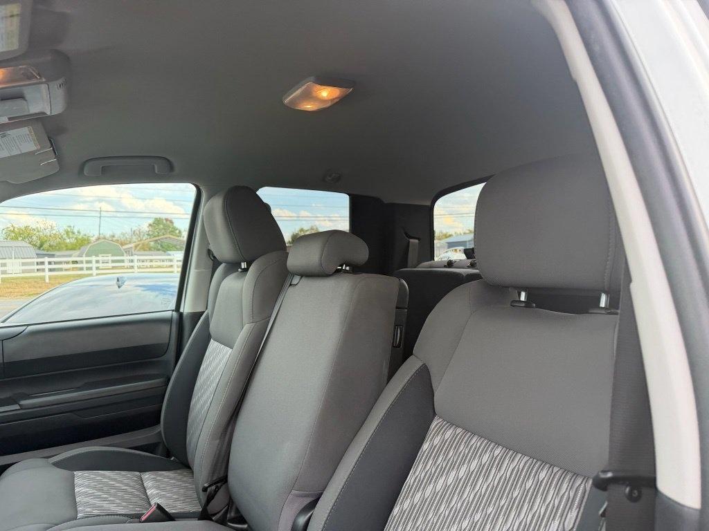 Toyota Tundra SR5 4.6L V8 Double Cab 2WD 2019
