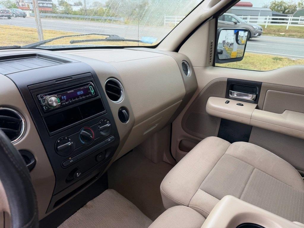 Ford F-150 XLT SuperCrew 2WD 2006