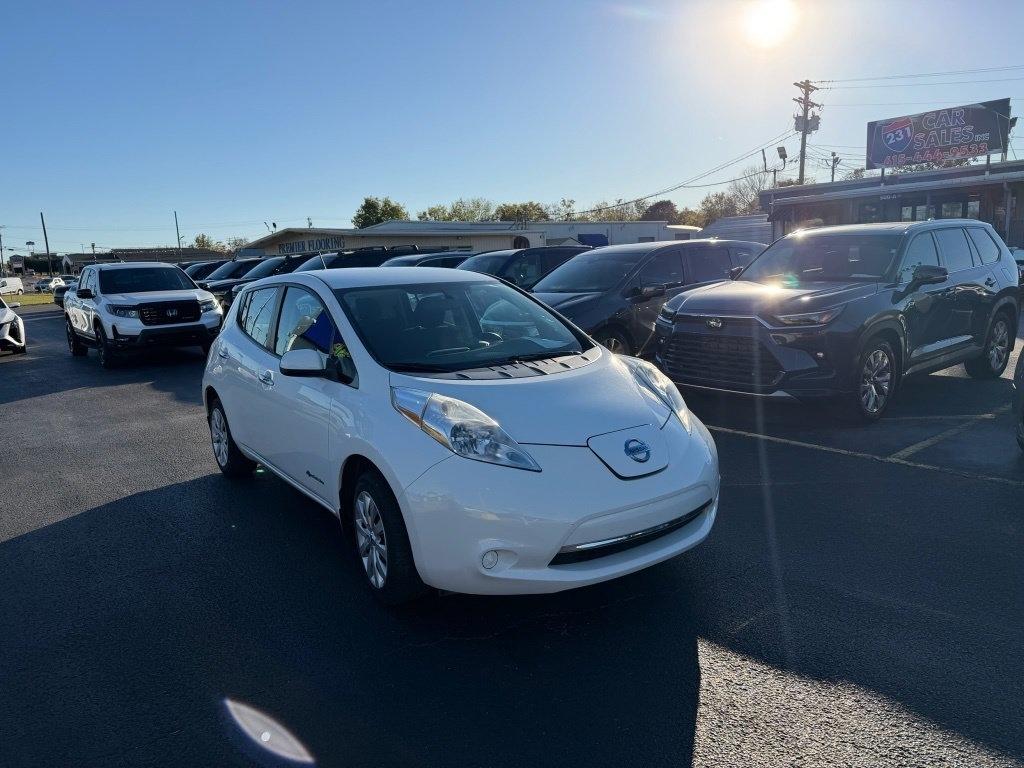 Nissan Leaf S 2015
