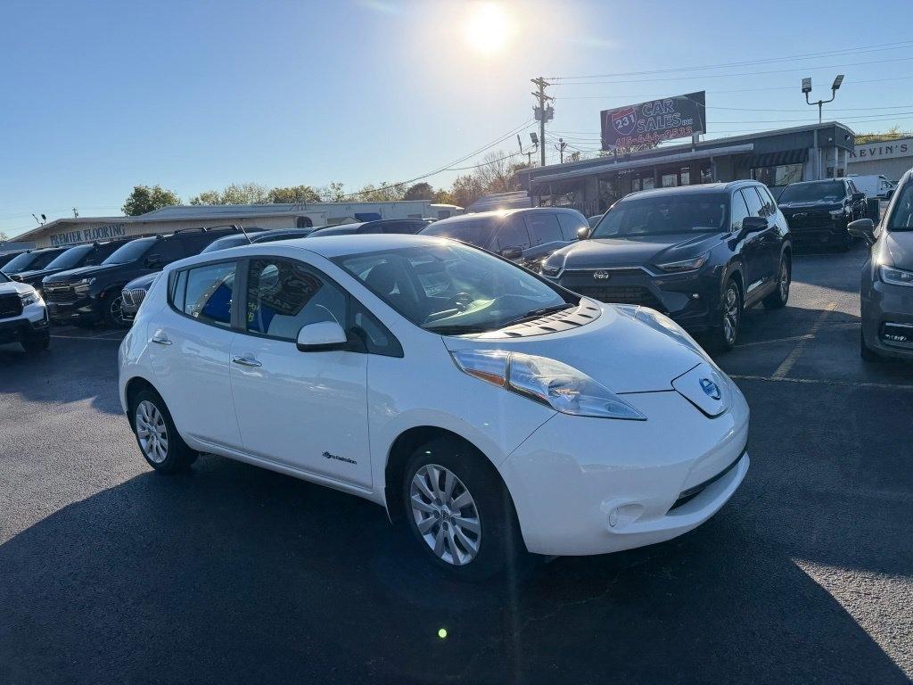 Nissan Leaf S 2015