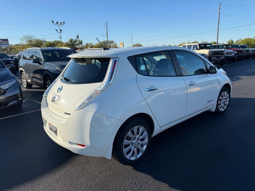 Nissan Leaf S 2015