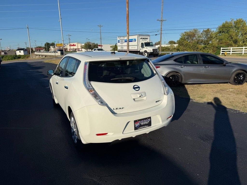 Nissan Leaf S 2015