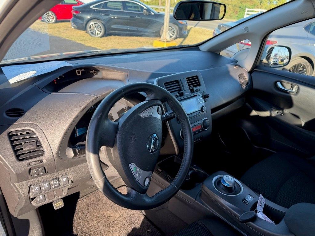 Nissan Leaf S 2015